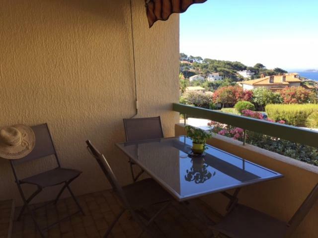 Sanary Apartment Exterior photo